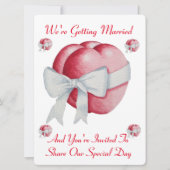 白い弓を持つ二つの赤いハート結婚。 招待状 (正面)