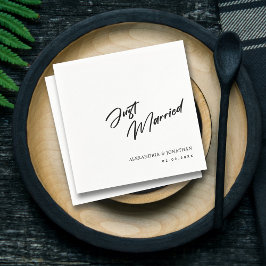 白い手書きのJust Married スタンダードカクテルナプキン