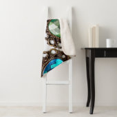 白い数々の背景に色のヴィンテージのブローチ シェルパブランケット (インサイチュ)