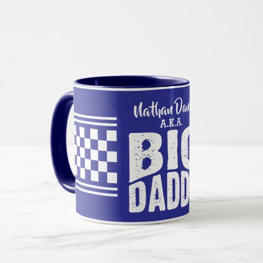 白い文字でお名前入りネイビーブルーのBig Daddy マグカップ (正面左)