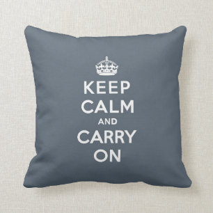 白い文字とのKeep Calm and Carry Onのスレートグレー クッション