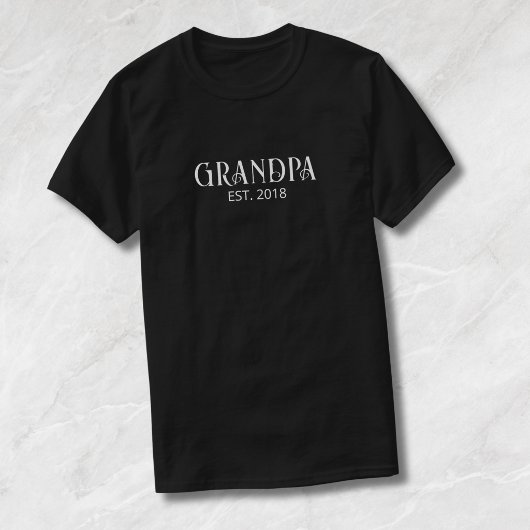 白い文字のグランパ設立  Tシャツ