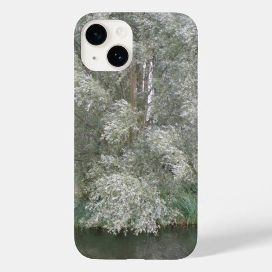 白い木と川の風景 Case-Mate iPhoneケース (裏面)
