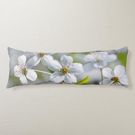 白い桜の花 ボディピロー (正面)