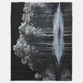 白い森（夜） フリースブランケット (正面)