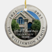 白い樺の木スライス初めてのクリスマスの新しいホーム セラミックオーナメント (裏面)