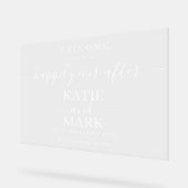 白い歓迎の透明後の幸せな時間 アクリルサイン (傾斜)