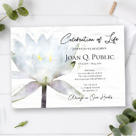 白い水ゆり水の色のお祝いの生活 招待状