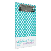 白い水玉模様とターコイズ背景 ミニクリップボード (アングル)