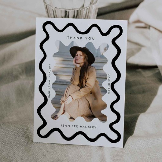白い波状フレーム卒業ありがとう 案内状
