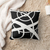 白い渦巻の黒 クッション (ブランケット)