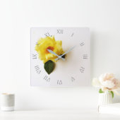 白い灰色のスクリプトローマンwcの黄色いバラ スクエア壁時計 (ホーム)