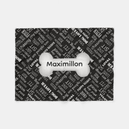 白い犬の骨と名前を持つ小さな黒 フリースブランケット