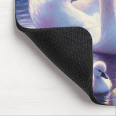 白い白鳥と紫のバラ マウスパッド (コーナー)