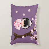 白い着物こけし人形 – かわいい芸者ガール アクセントクッション (正面(垂直))