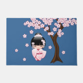 白い着物こけし人形 – かわいい芸者ガール ドアマット (正面)