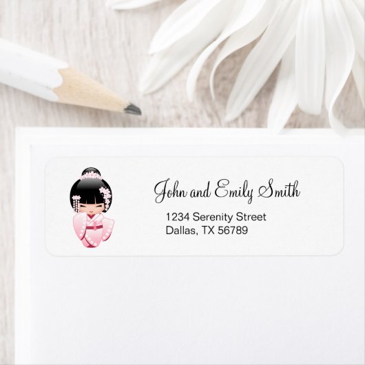 白い着物こけし人形 – かわいい芸者ガール ラベル (インサイチュ)