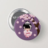 白い着物こけし人形 – かわいい芸者ガール 缶バッジ (正面&裏面)