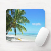 白い砂のビーチのmousepadの黄色いカヤック マウスパッド (マウス)