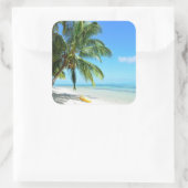 白い砂の上に黄色のカヤックビーチシール スクエアシール (バッグ)