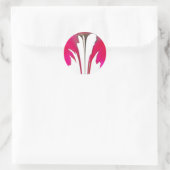 白い空の下のシックで驚くべき赤のバラ.png ラウンドシール (バッグ)