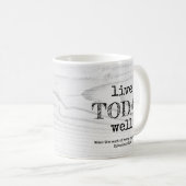 白い素朴木材は今日よくクリスチャン生きている コーヒーマグカップ (正面右)