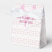 白い結婚鳩目のハートデザイン フェイバーボックス (正面サイド)