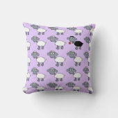 白い群の赤い花を持つ厄介ものの子ヒツジ クッション (正面)