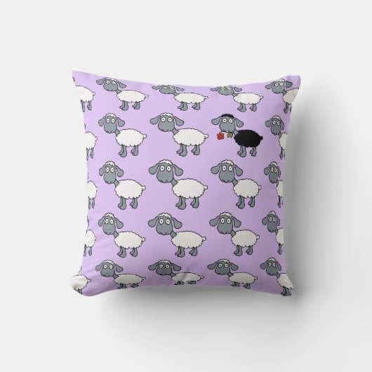 白い群の赤い花を持つ厄介ものの子ヒツジ クッション (正面)