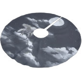 白い翼の馬：月に照らされた空。 ブラッシュドポリエステルツリースカート (アングル)