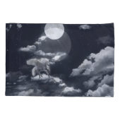 白い翼の馬：月に照らされた空。 枕カバー (裏面)