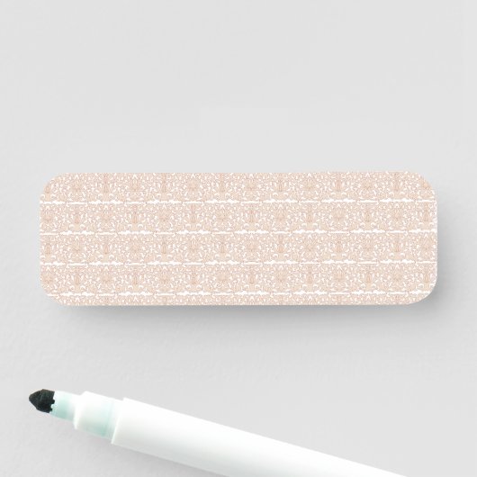 白い背中のベージュと白いパターン 名札 (インサイチュ)