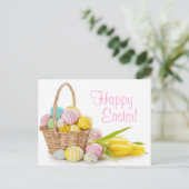 白い背景にイースターエッグが付いたバスケット シーズンポストカード (スタンド正面)