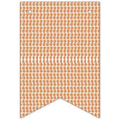 白い背景にオレンジと白の模様 バンティングフラッグ (第2の旗)