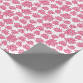 白い背景にピンクの蓮の花の模様 ラッピングペーパー (角)