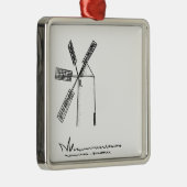 白い背景にミル メタルオーナメント (右)