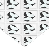 白い背景に蝶のハート ショートテーブルランナー (コーナー)