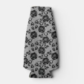 白い背景に黒いレース模様 ボトルクーラー (正面)