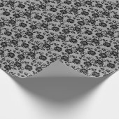 白い背景に黒いレース模様 ラッピングペーパー (角)
