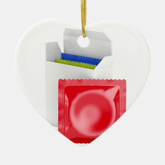 白い背景のコンドーム セラミックオーナメント (正面)