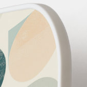 白い背景の円およびその他の図形 ピックルボールラケット (左詳細)