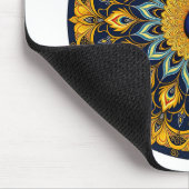 白い背景の装飾的なクジャク マウスパッド (コーナー)