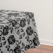 白い背景の黒いレースパターン テーブルクロス (インサイチュ)