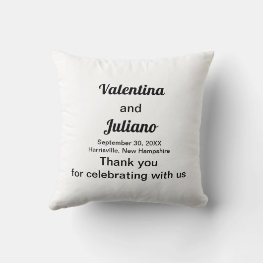 白い背景の黒い文字結婚ズ クッション (裏面)