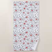 白い背景レトロに赤い花を持つ灰色 ビーチタオル (正面)