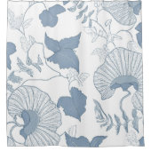 白い背景繊細な青い日本の花 シャワーカーテン (正面)