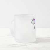 白い色のトリップ（幻覚体験）のようなきのこサイケデリック フロストグラスマグカップ (正面左)