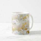 白い花々に囲まれた可愛らしいおばけ コーヒーマグカップ (正面右)