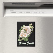 白い花とグリーンの葉のエレガントなブーケ マグネット (インサイチュ (食洗機))