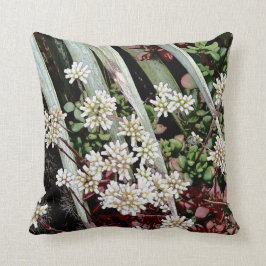 白い花と葉 クッション